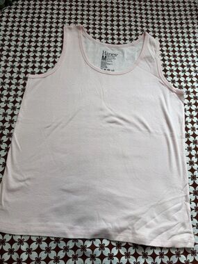 Hanes Women’s Pale Pink Sleeveless Tank Top